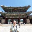 P023 ... standing in front of Geunjeongmun or Geunjeong Gate, the main entrance to the Throne Hall Geunjeongjeon 勤政殿... are you able to see a tiny corner of the blue...